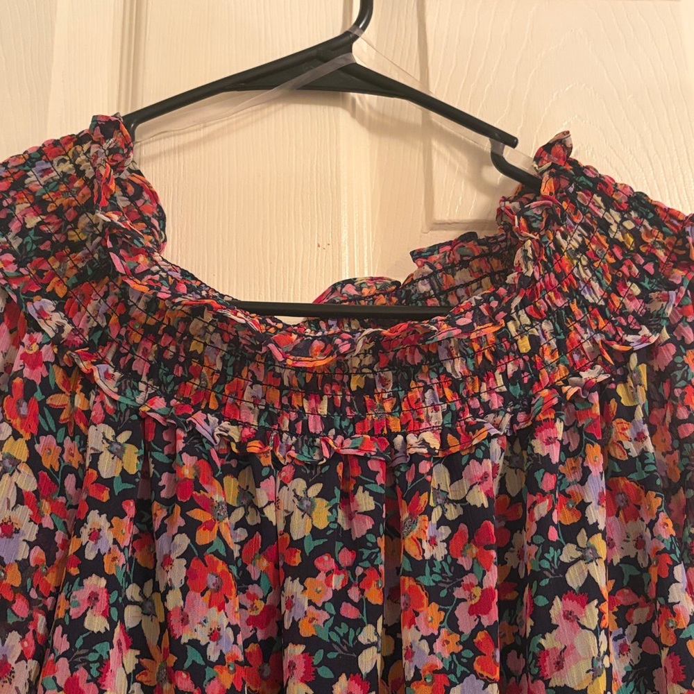 Women’s CeCe Floral Ruffle Long-Sleeve Cold Shoulder Blouse Size M - Picture 3 of 5